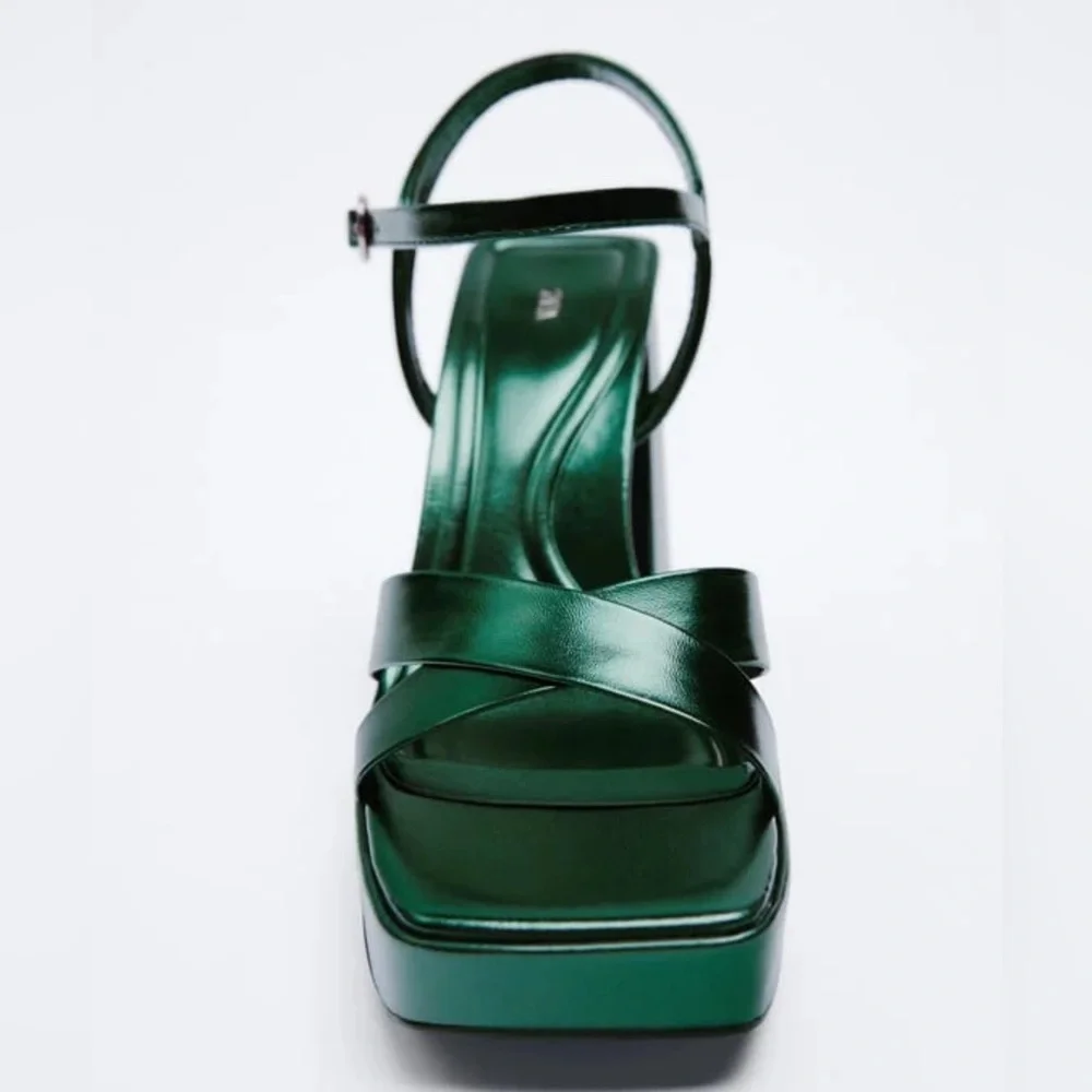 Zara Emerald Green Ankle Strap Platform Sandals - Picture 2 of 11